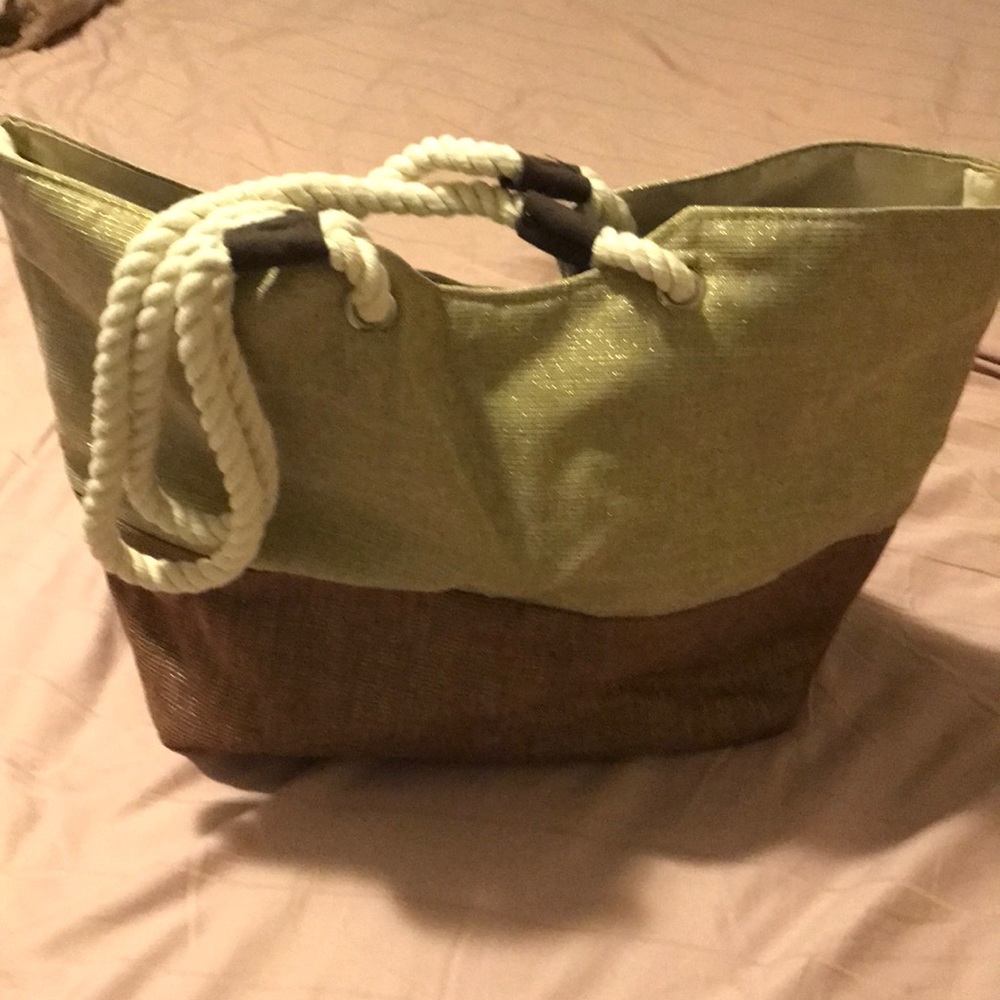 Tote bag